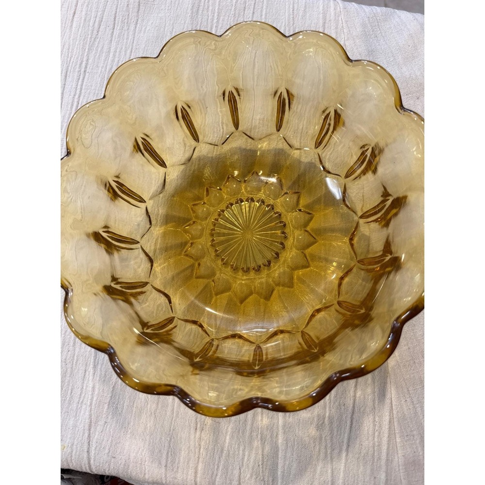 Vintage Amber Pressed Glass Bowl Scalloped Rim Sunburst Starburst Pattern 8.5"